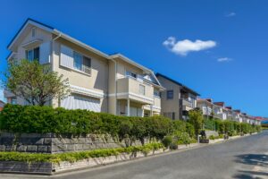注文住宅の選び方で後悔しない！ハウスメーカーと工務店の比較ポイントとは